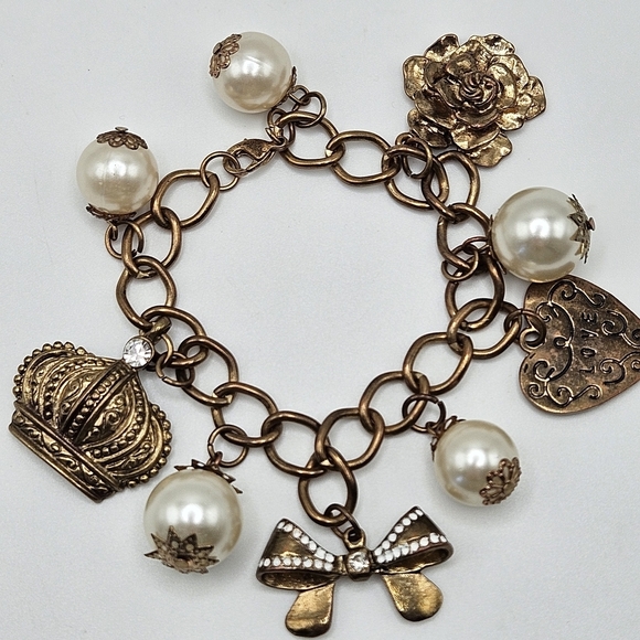Vintage Jewelry - VINTAGE Gold Tone Charm Bracelet Faux Pearl Bow Crown Rose Flower
